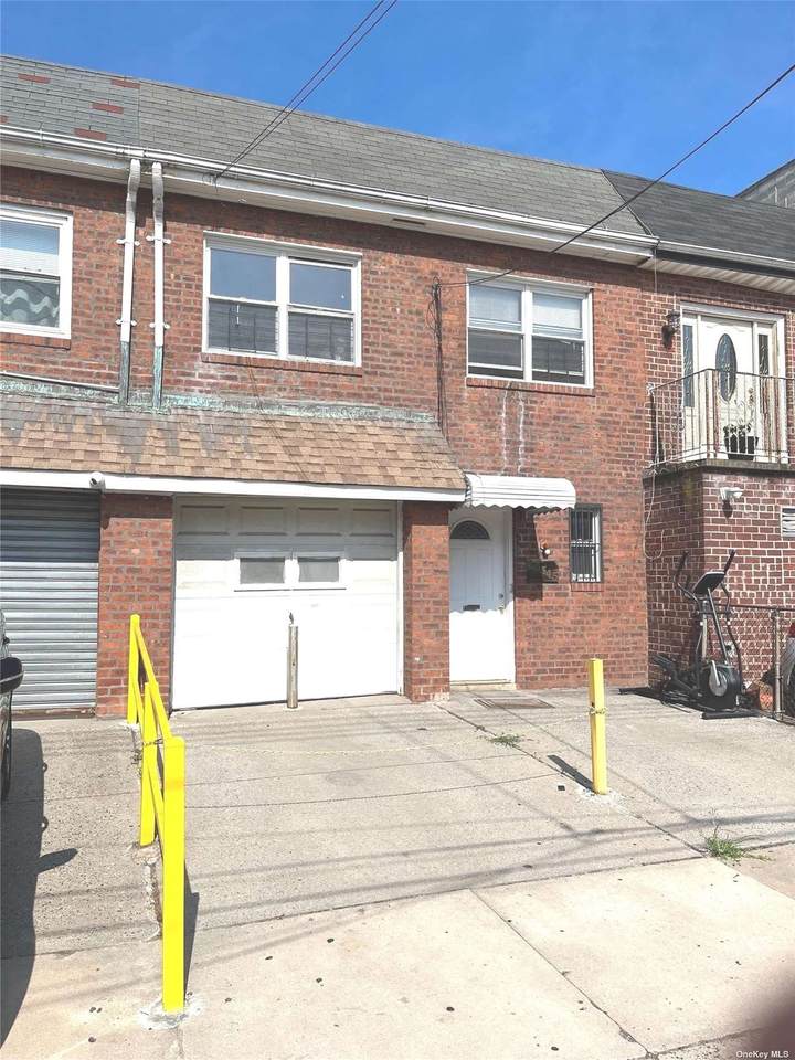 103-45 118th Street - Photo 1