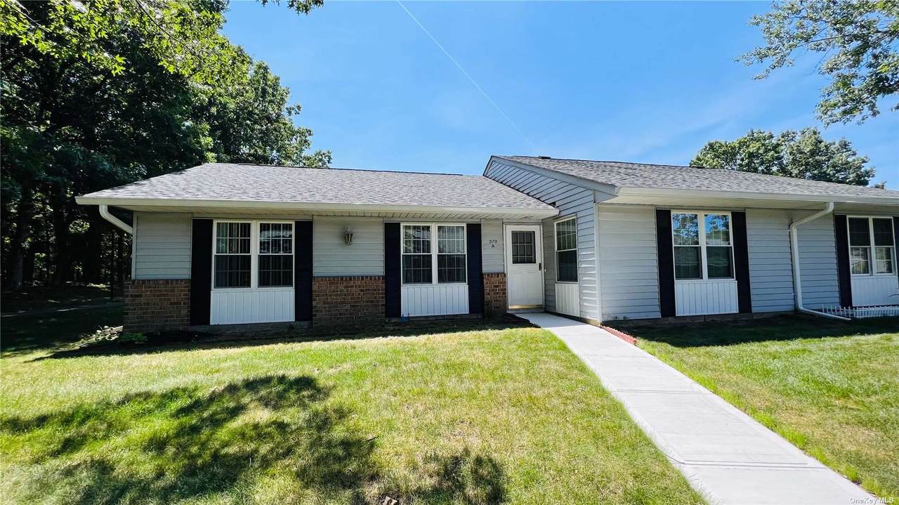 379 Woodbridge Drive - Photo 1