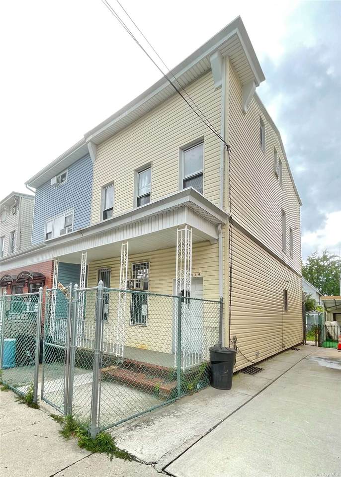 88-32 75 St Street - Photo 1