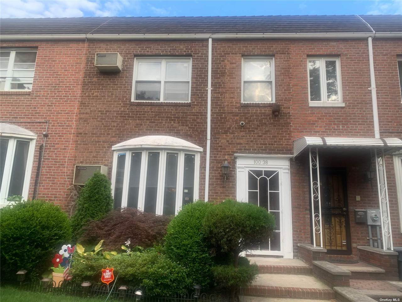 100-38 67th Drive - Photo 1