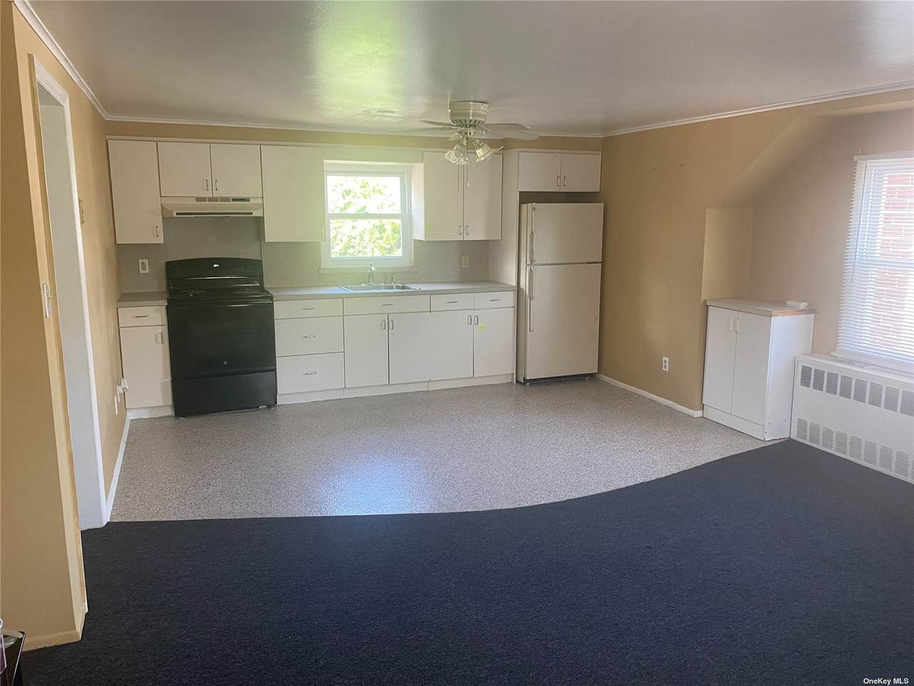 1538 Lydia Avenue - Photo 1