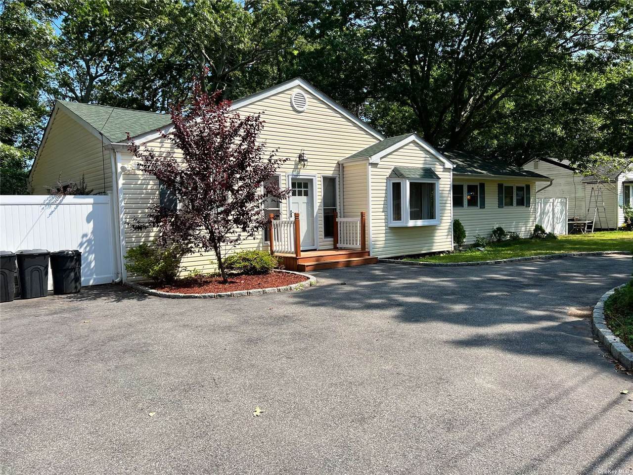 17 Silver Road - Photo 1