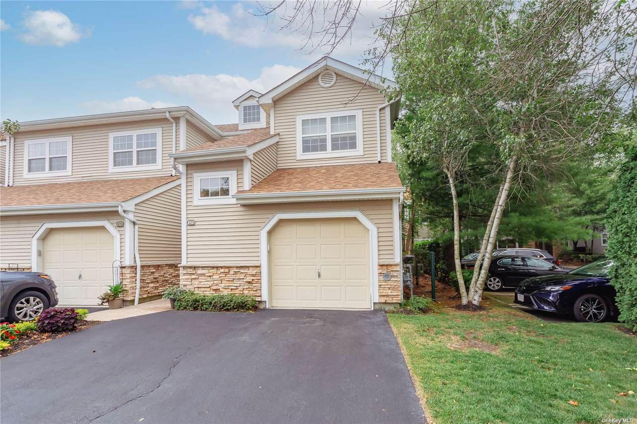 103 Carriage Lane - Photo 1