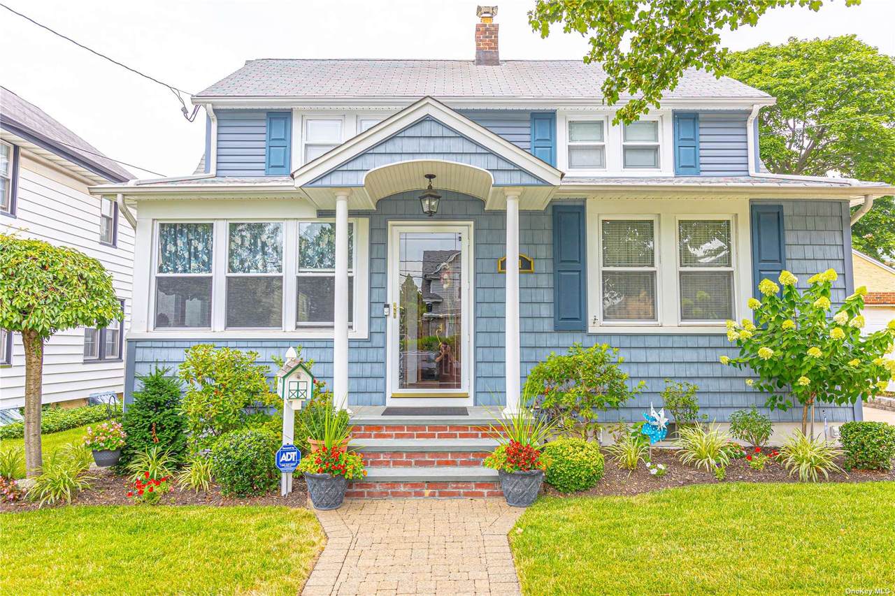 311 Schuster Avenue - Photo 1