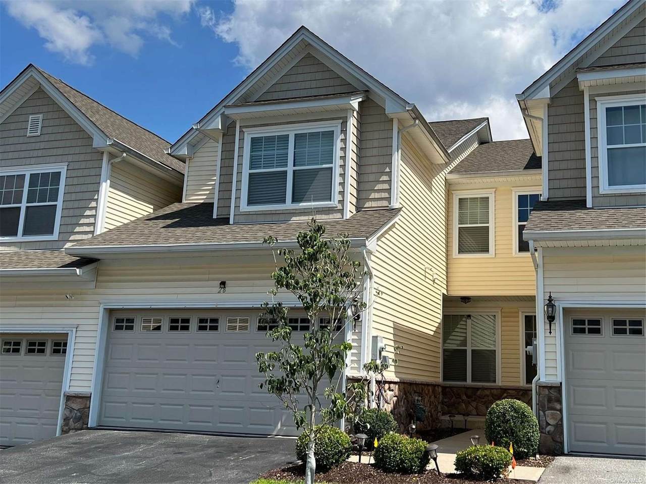 28 Fieldstone Drive - Photo 1