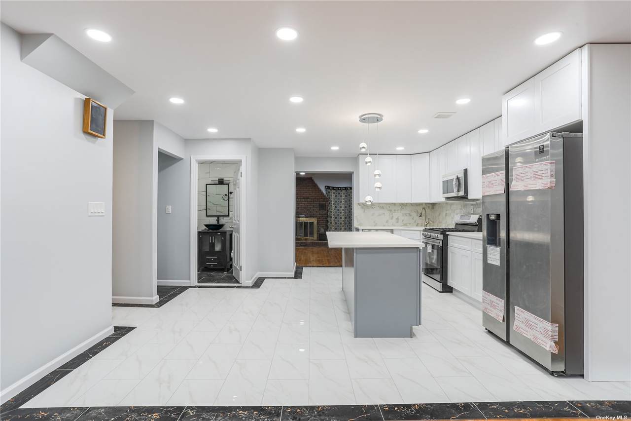 392 Christopher Avenue - Photo 1