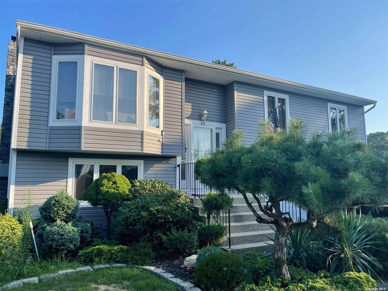 12 Waterview Avenue - Photo 1