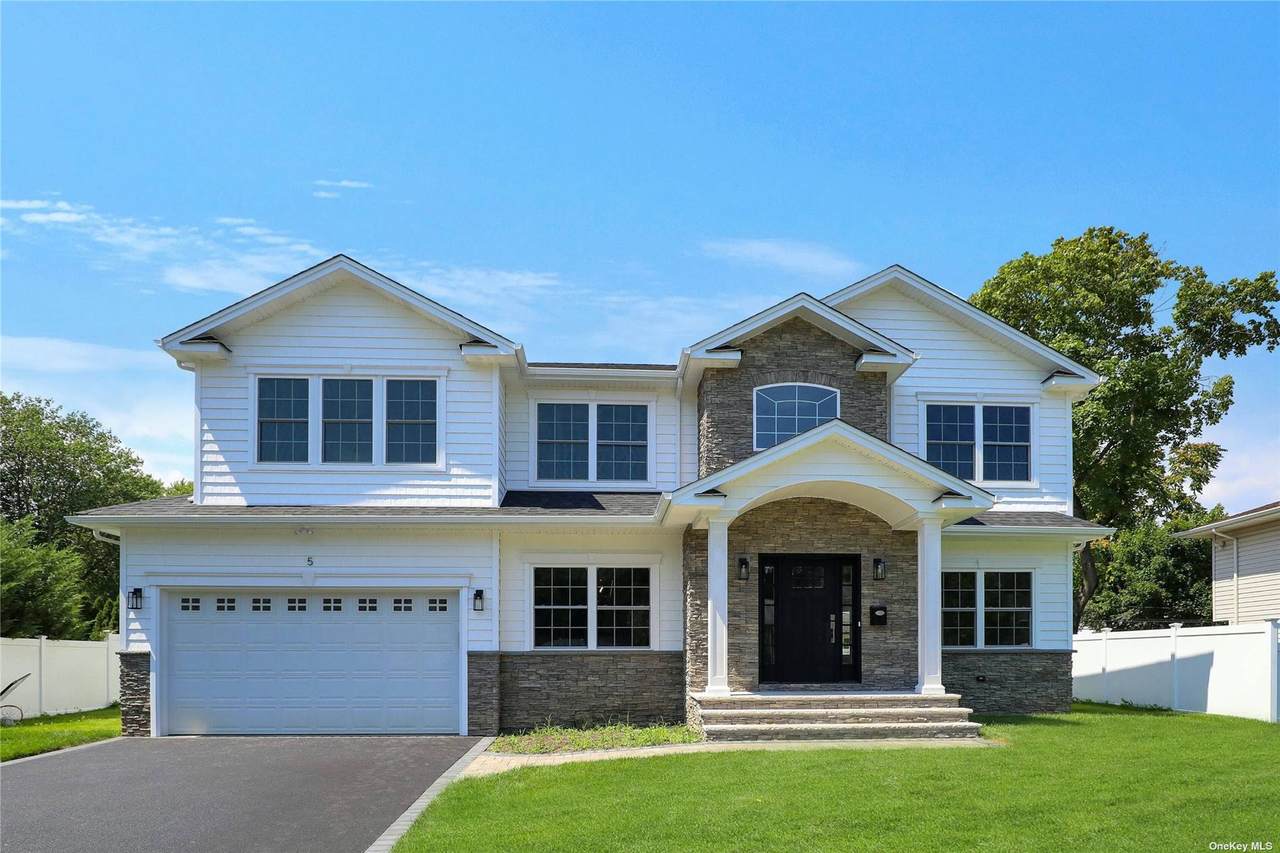 8 Serpentine Lane - Photo 1