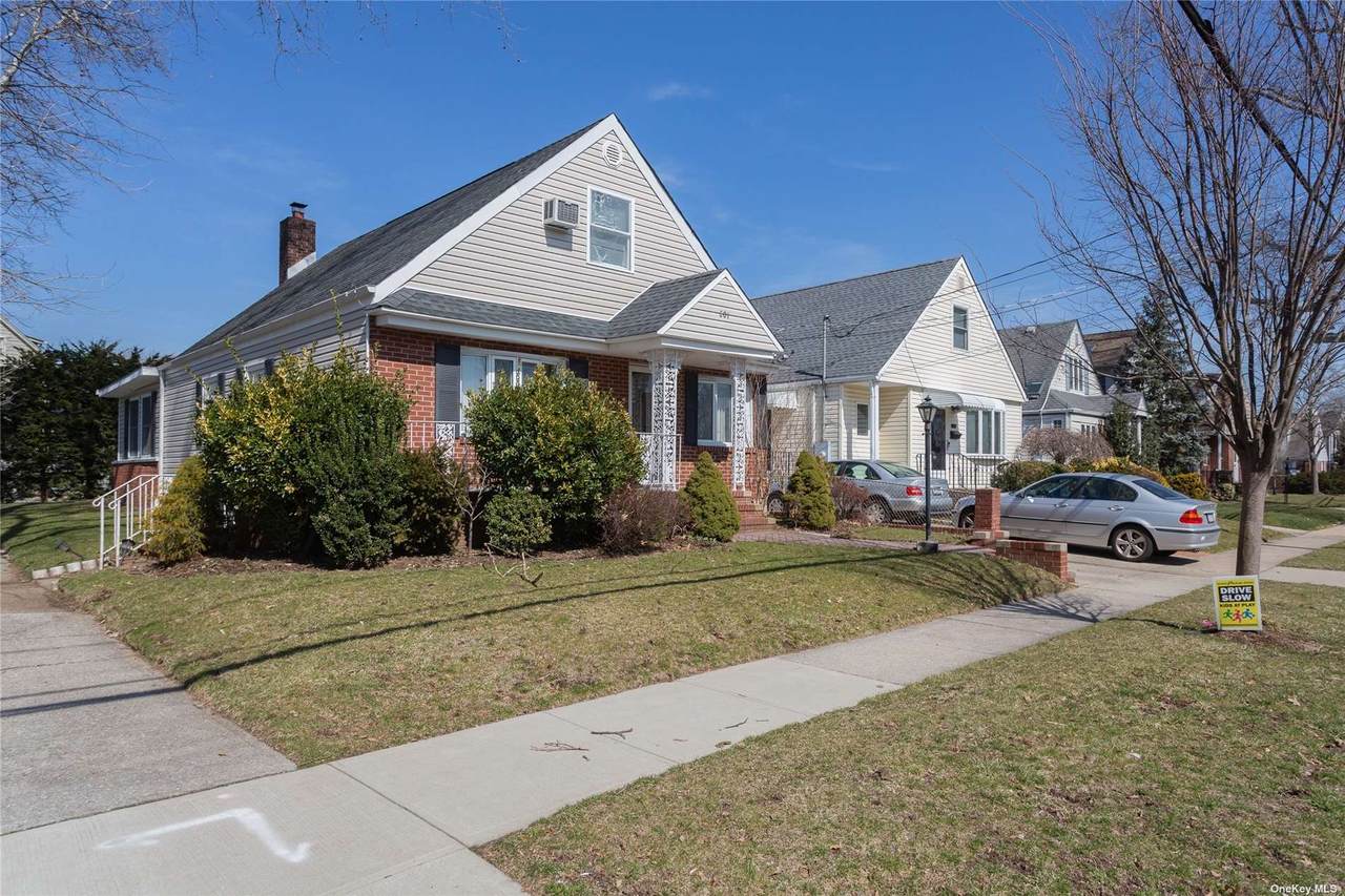 801 6th Avenue - Photo 1