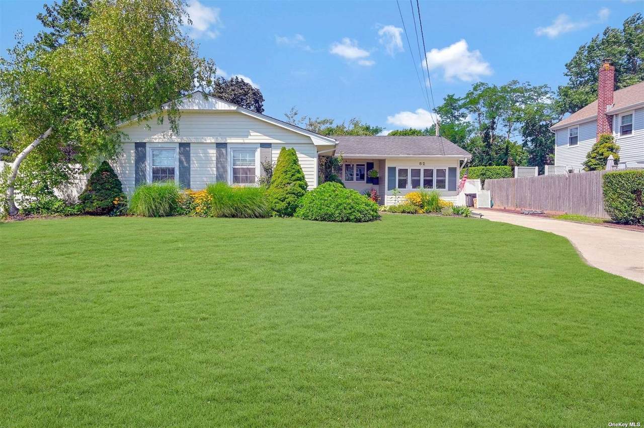 82 Harp Lane - Photo 1