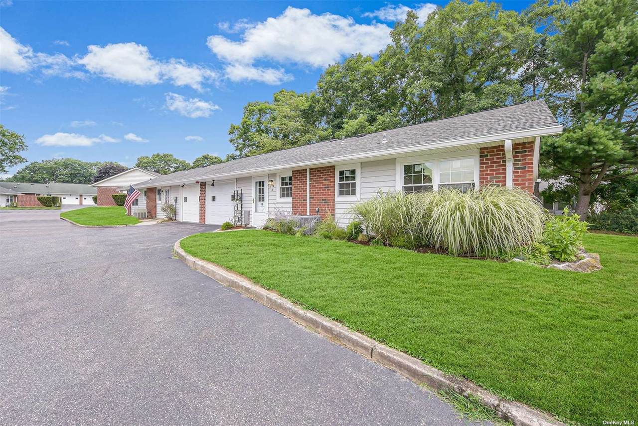 174 Ventry Court - Photo 1