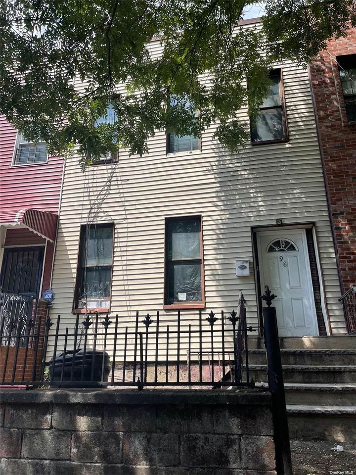 98 Sackman Street - Photo 1