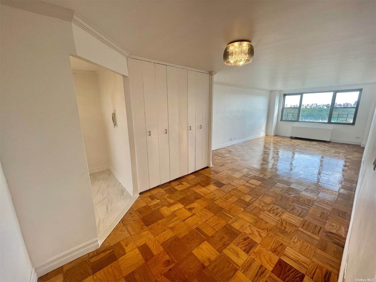 61-20 Grand Central Parkway - Photo 1