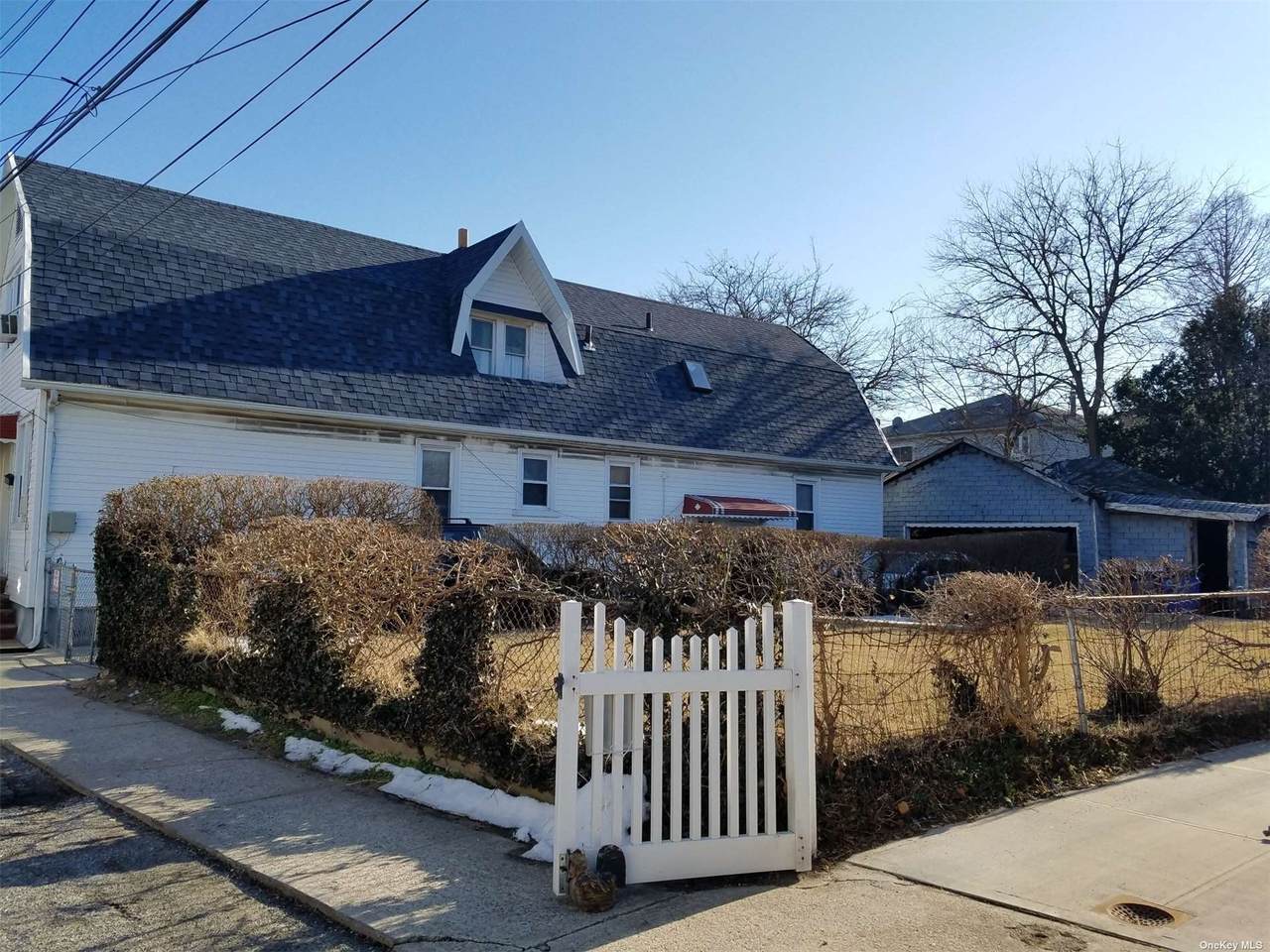 14 Matthews Place - Photo 1