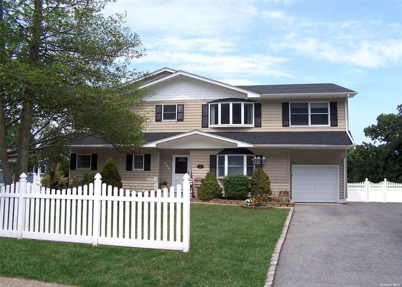 489 Montauk Highway - Photo 1