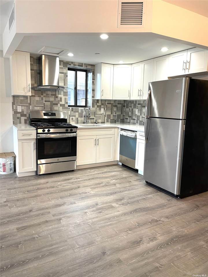 214-10 15 Avenue - Photo 1
