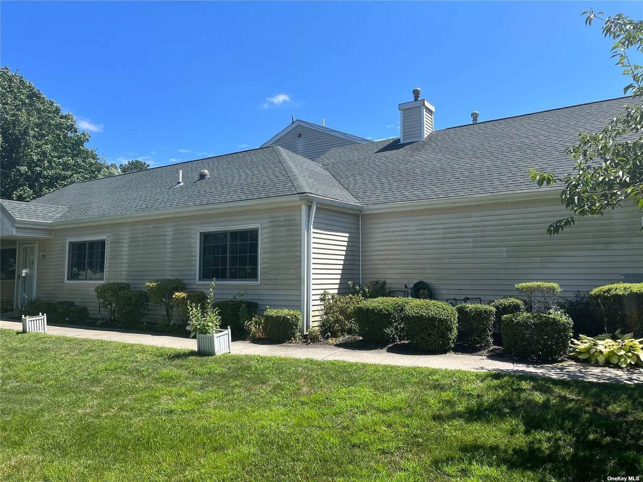275 Ranch Circle - Photo 1