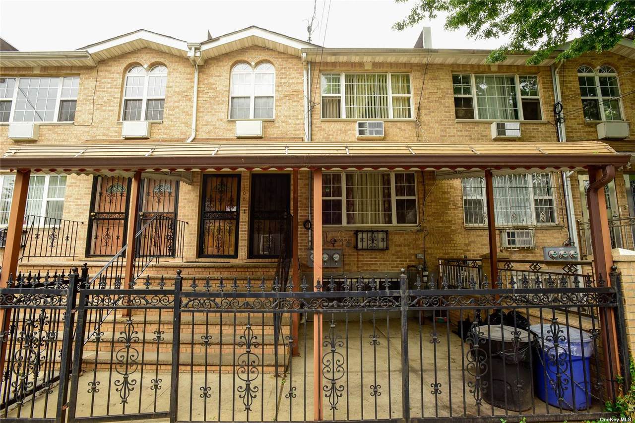 108 Autumn Avenue - Photo 1