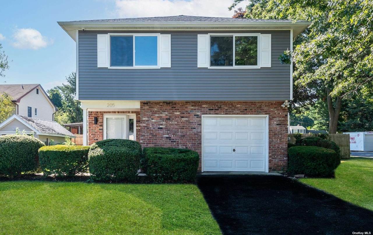 205 Johnson Street - Photo 1
