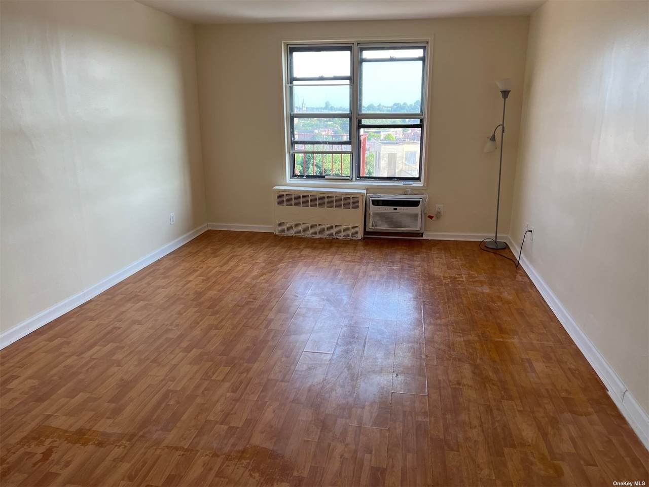 78-06 46 Avenue - Photo 1