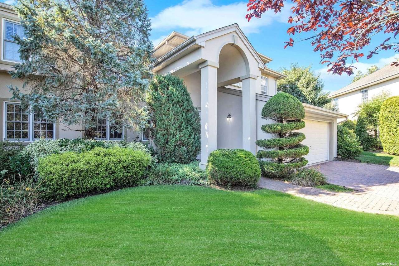 246 Altessa Boulevard - Photo 1
