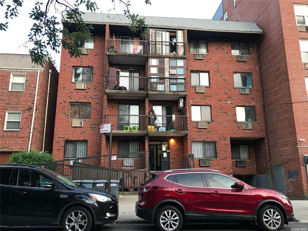 14434 37th Avenue - Photo 1