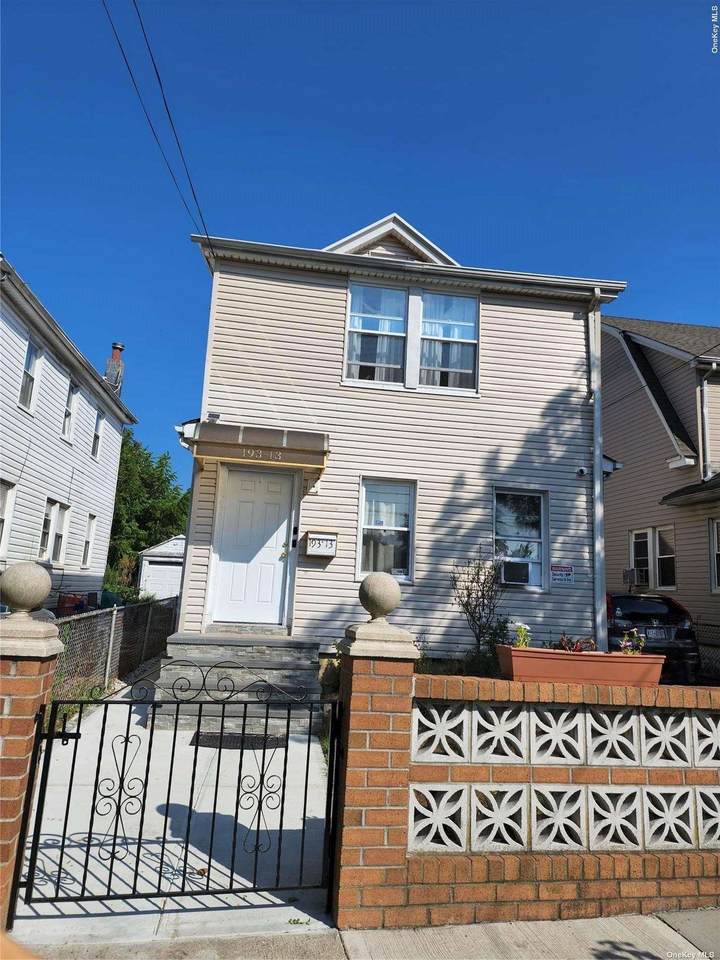 193-13 122nd Avenue - Photo 1