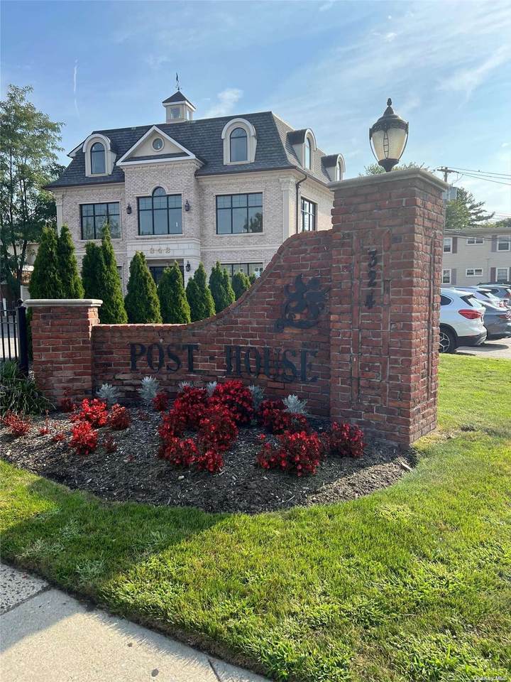 324 Post Avenue - Photo 1