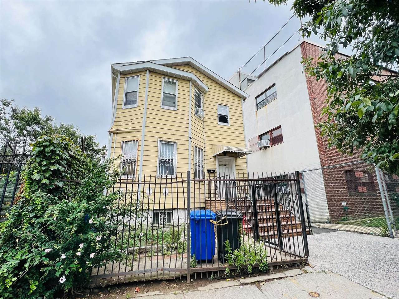 111-24 Northern Boulevard - Photo 1