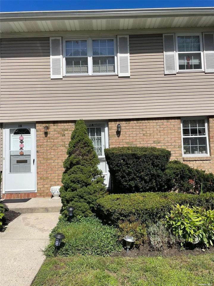 8 Harbour Lane - Photo 1