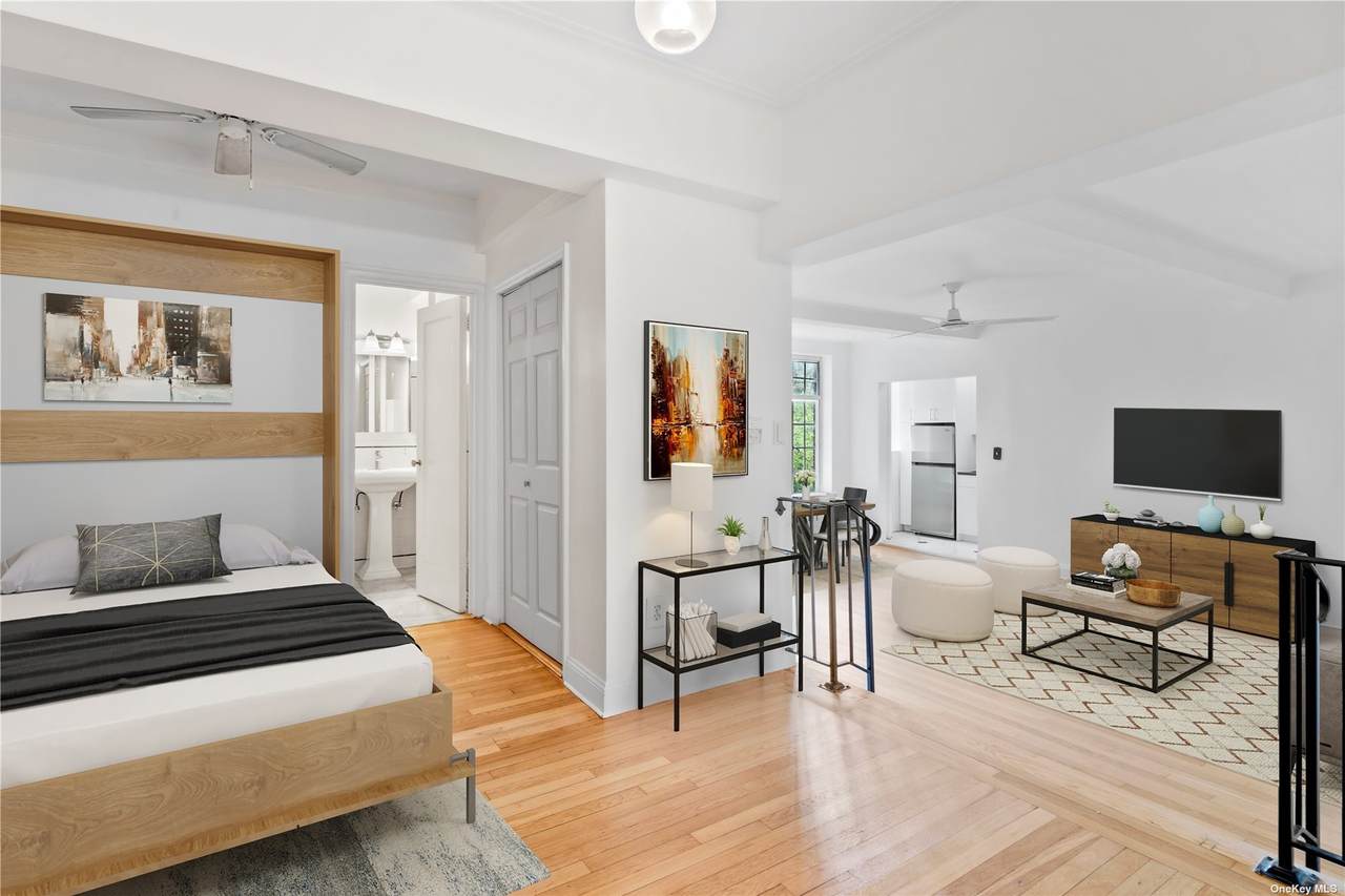 20 Continental Avenue - Photo 1