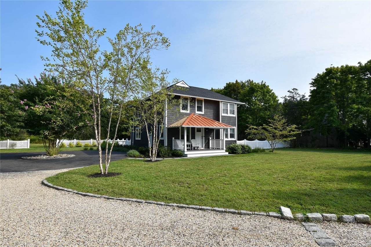 228 Sunset Avenue - Photo 1