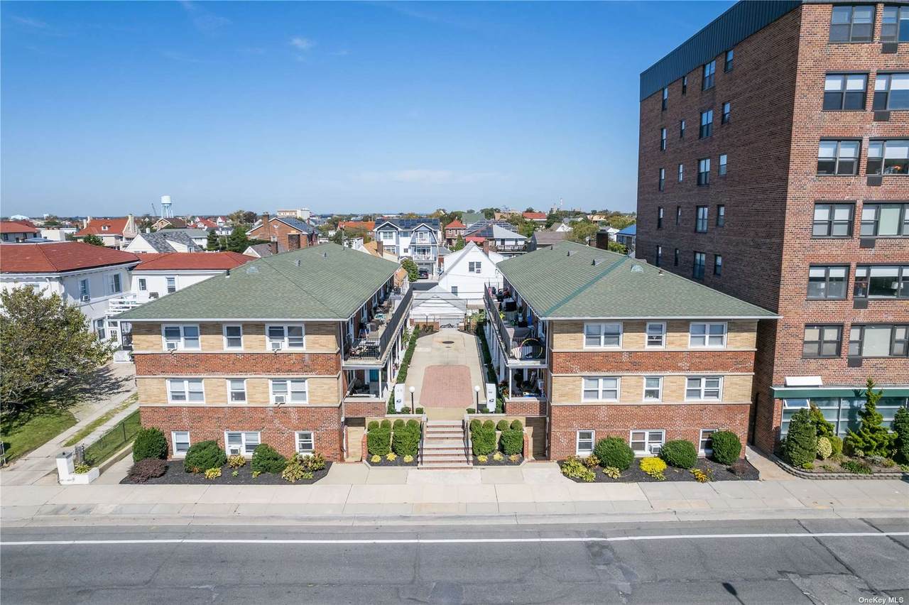 319-325 Broadway - Photo 1
