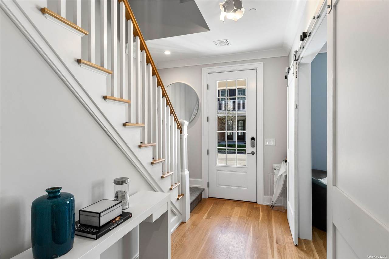 9011 Mill Creek - Photo 1
