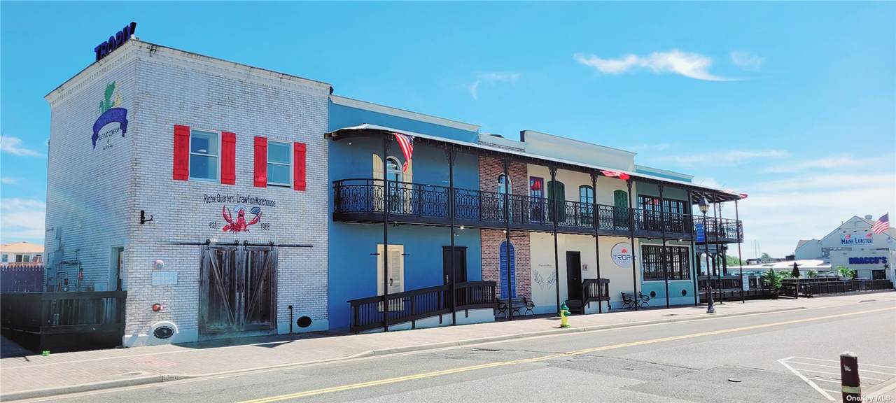 301 Woodcleft Avenue - Photo 1