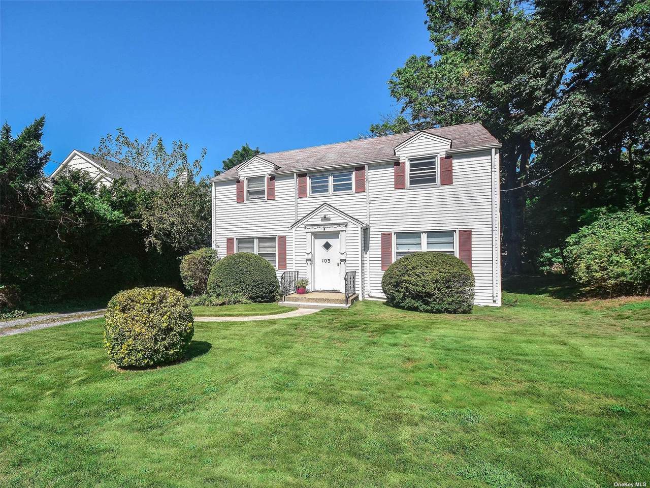 103 Bayview Avenue - Photo 1