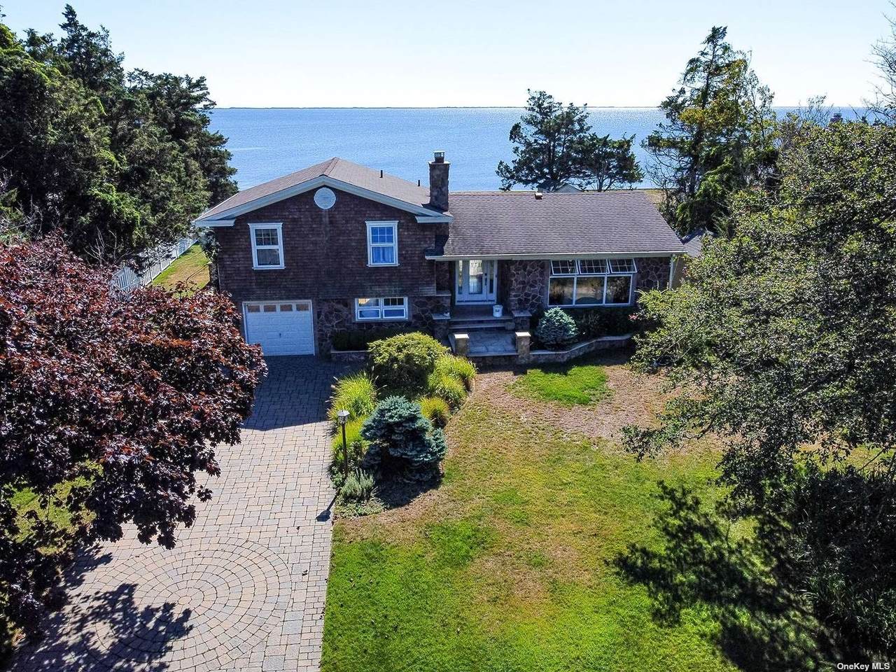 8 Bay Road - Photo 1