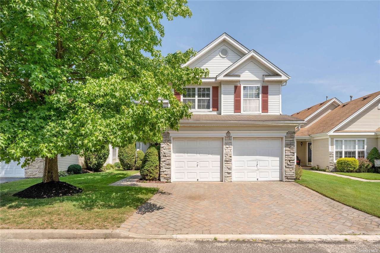 17 Ariel Drive - Photo 1