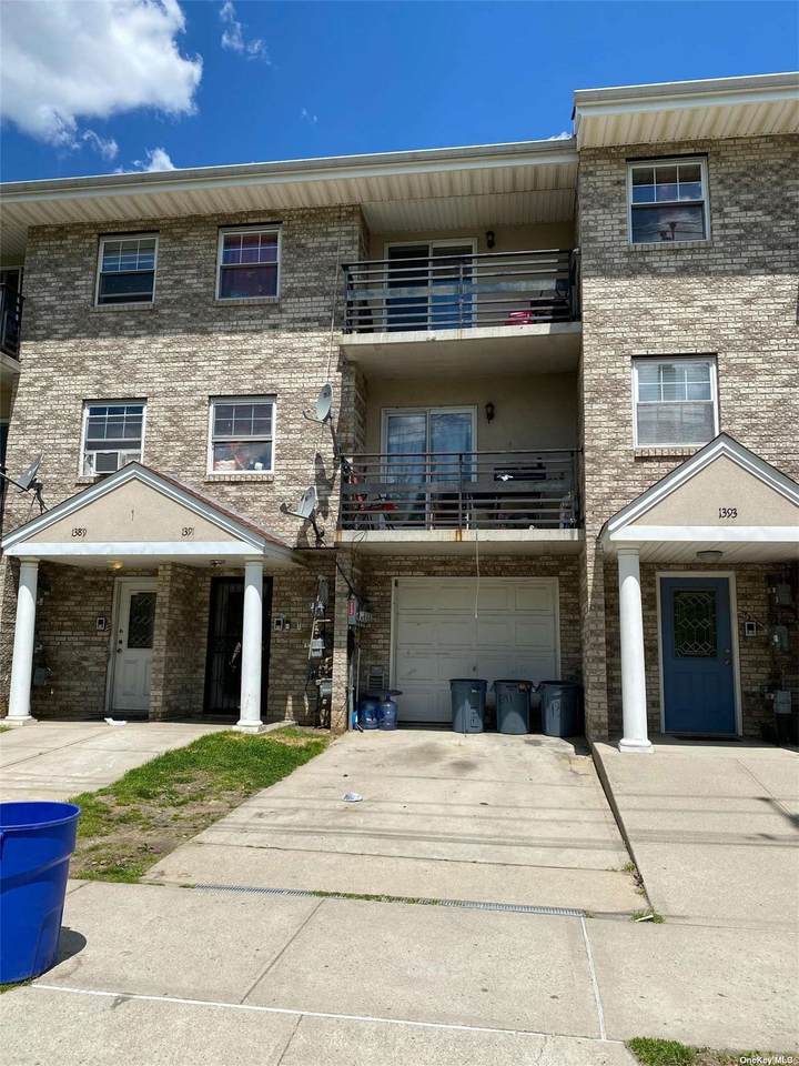 1391 Stanley Avenue - Photo 1