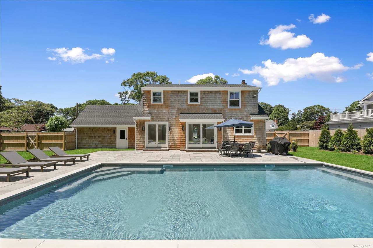 16 Pin Oak Lane - Photo 1