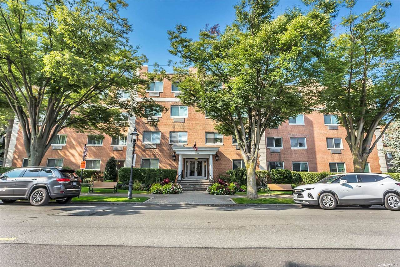 99 7th Street - Photo 1