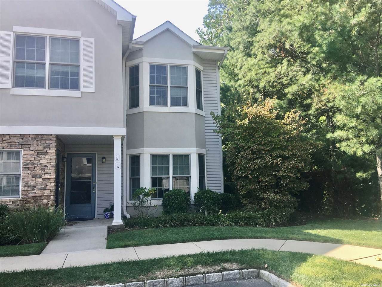 115 Pond View Drive - Photo 1