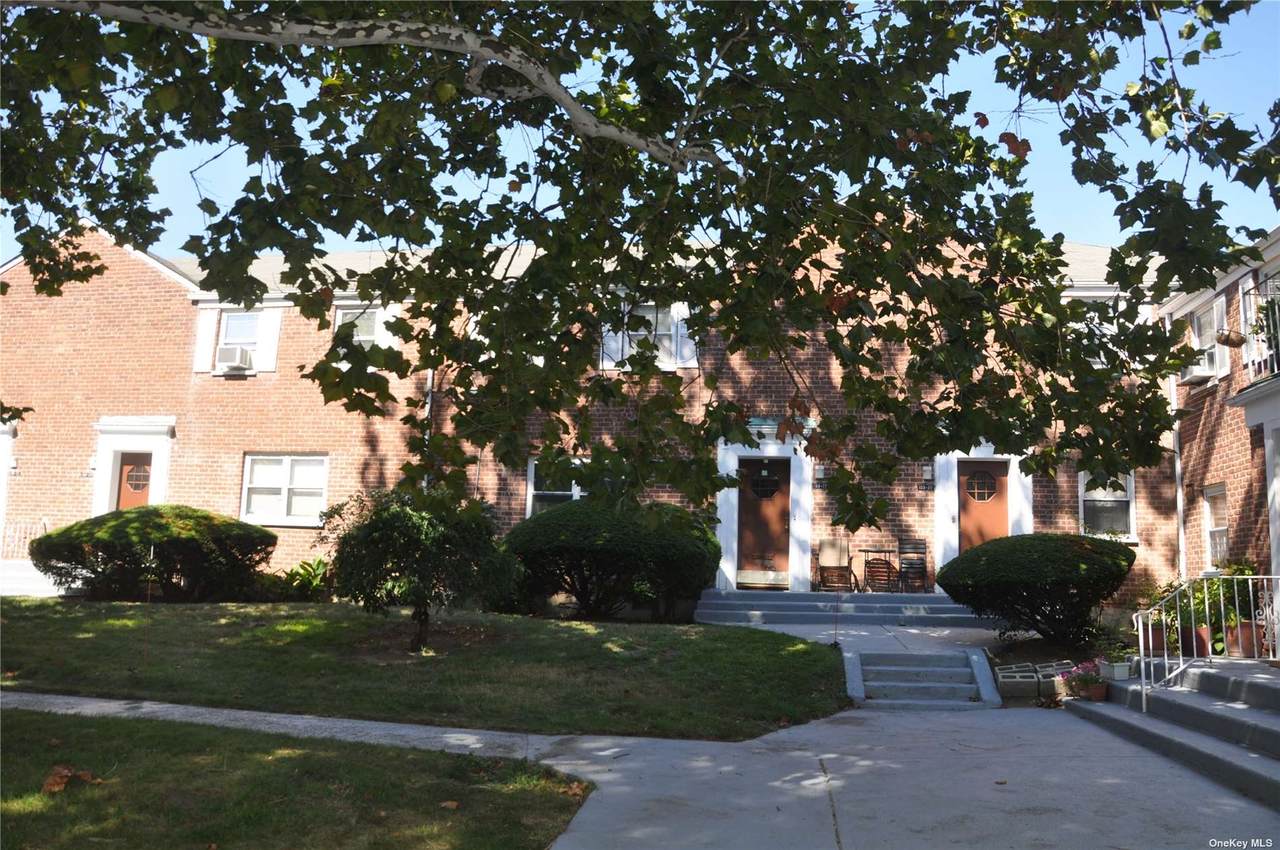 133-22 Laurelton Pkwy - Photo 1