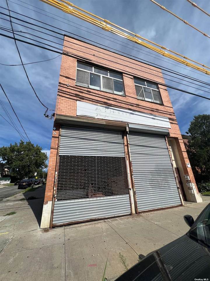 21-01 College Point Boulevard - Photo 1