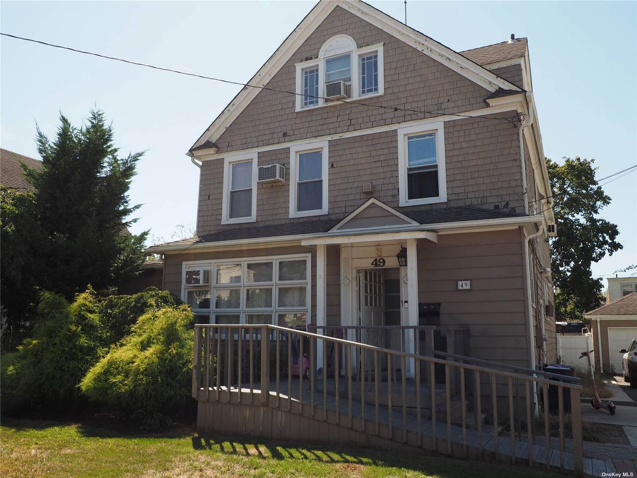 49 Columbia Avenue - Photo 1