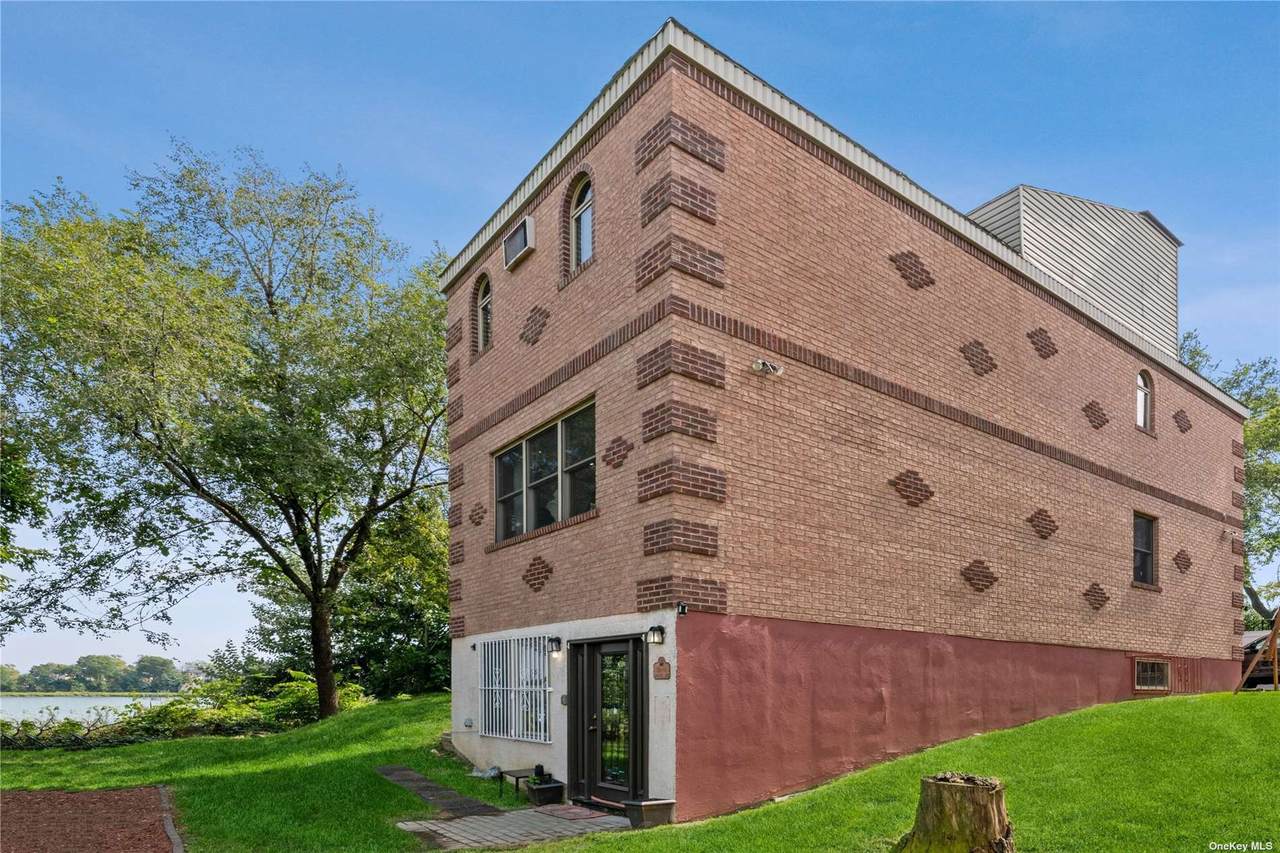 129-19 7th Avenue - Photo 1