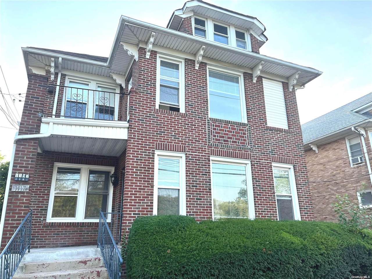 1117 Doughty Boulevard - Photo 1