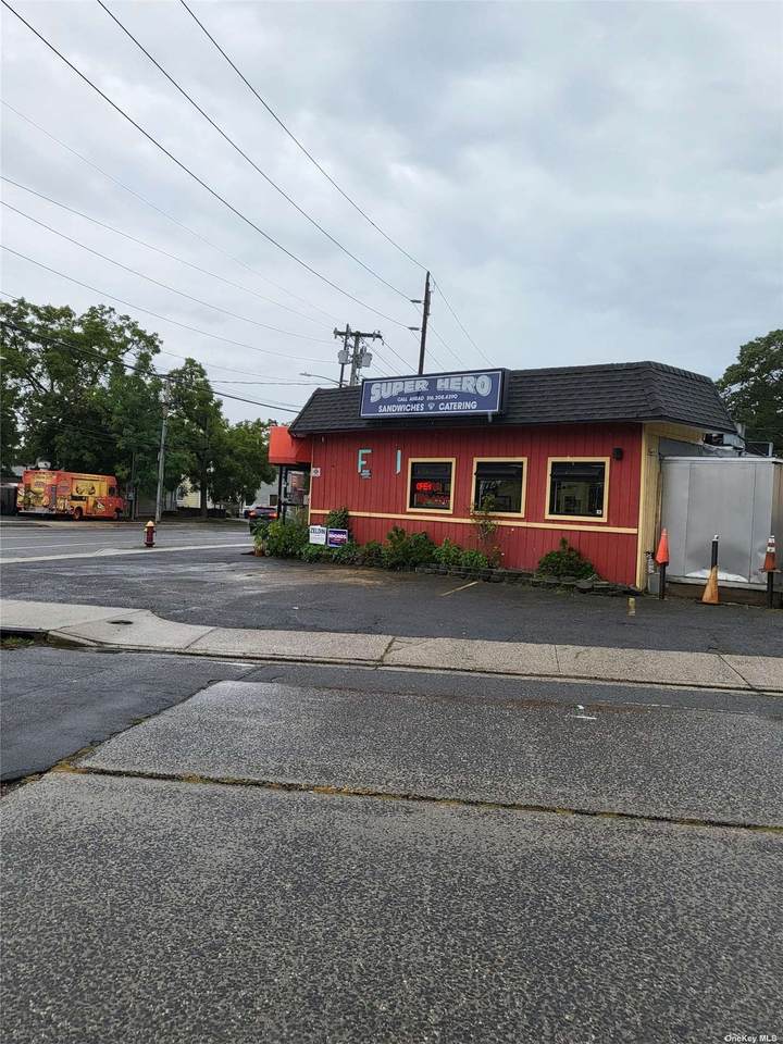 2431 Grand Ave - Photo 1