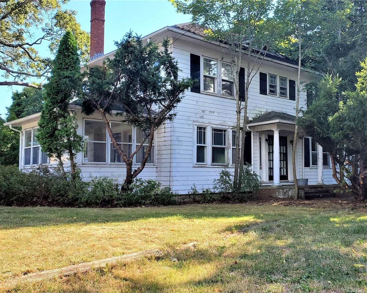 109-113 Hubbard Avenue - Photo 1