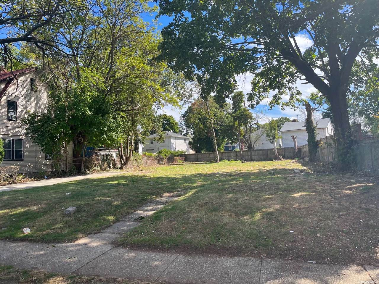 234 Harvard Street - Photo 1